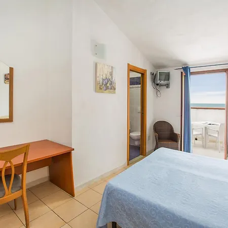 Hotel Labotte *