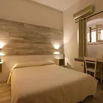 Hotel Labotte *