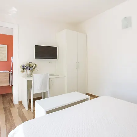 Hotel Labotte *